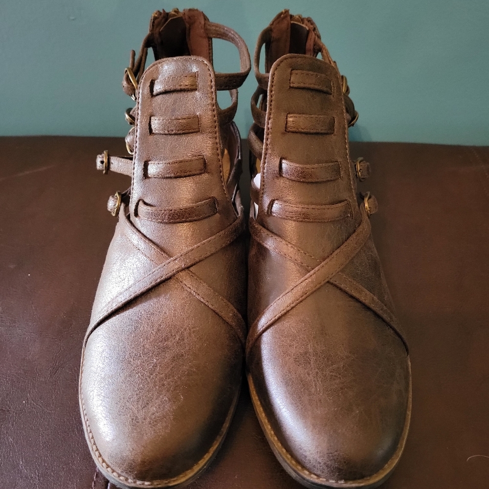 Women ankle boots